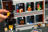 LEGO set 76300-1 Arkham Asylum - Image 6