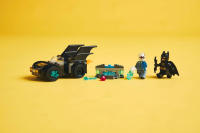 LEGO set 76301-1 Batman & Batmobile vs. Mr. Freeze - Image 7