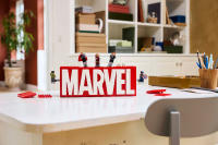 LEGO set 76313-1 MARVEL Logo - Image 9