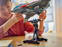 LEGO set 76325-1 Avengers: Age of Ultron Quinjet - Image 4