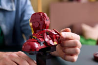 LEGO set 76327-1 Iron Man MK4 Bust - Image 9