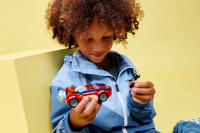 LEGO set 76336-1 Spider-Man Car vs. Venomized Wolverine - Image 9