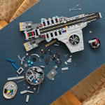LEGO set 76354-1 S.H.I.E.L.D. Helicarrier - Image 20
