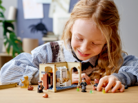 LEGO set 76386-1 Hogwarts: Polyjuice Potion Mistake - Image 5