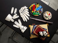 LEGO set 76391-1 Hogwarts Icons Collectors' Edition - Image 3