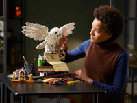 LEGO set 76391-1 Hogwarts Icons Collectors' Edition - Image 17