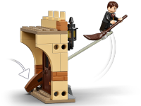 LEGO set 76395-1 Hogwarts: First Flying Lesson - Image 12