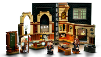 LEGO set 76397-1 Hogwarts Moment: Defence Against the Dark Arts Class - Image 5