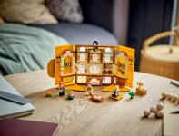 LEGO set 76412-1 Hufflepuff House Banner - Image 8