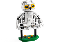 LEGO set 76425-1 Hedwig at 4 Privet Drive - Image 3