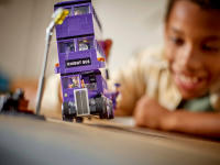 LEGO set 76446-1 Knight Bus Adventure - Image 8