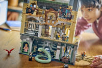 LEGO set 76473-1 Hogwarts Castle: East Wing - Image 17