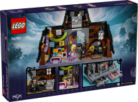 LEGO set 76781-1 Wednesday & Enid's Dorm Room - Image 13