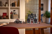 LEGO set 76786-1 Morticia's Cottage - Image 3