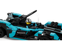 LEGO set 76898-1 Formula E Panasonic Jaguar Racing GEN2 car & Jaguar I-PACE eTROPHY - Image 4
