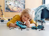 LEGO set 76898-1 Formula E Panasonic Jaguar Racing GEN2 car & Jaguar I-PACE eTROPHY - Image 7