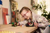 LEGO set 76972-1 Raptor Off-Road Escape - Image 6