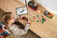 LEGO set 76972-1 Raptor Off-Road Escape - Image 9