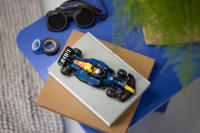 LEGO set 77243-1 Oracle Red Bull Racing RB20 F1 Race Car - Image 10