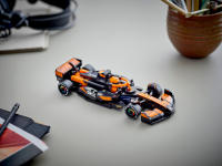 LEGO set 77251-1 McLaren F1 Team MCL38 Race Car - Image 10