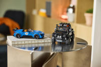 LEGO set 77264-1 Jaguar Project 7 & Land Rover Defender - Image 4