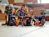 LEGO set 80016-1 The Flaming Foundry - Image 3