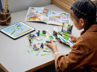 LEGO set 80020-1 White Dragon Horse Jet - Image 10