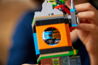 LEGO set 80054-1 Megapolis City 5th Anniversary - Image 10